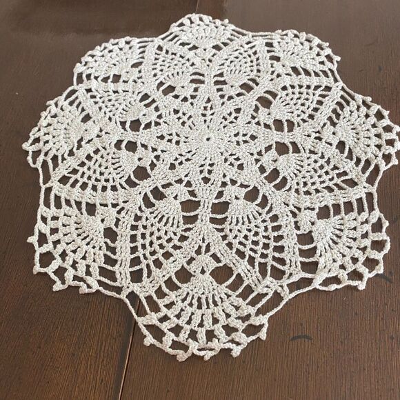 Vintage Beige Round Crochet Lace Doily Home Decorative Placemat 13" - Picture 7 of 7
